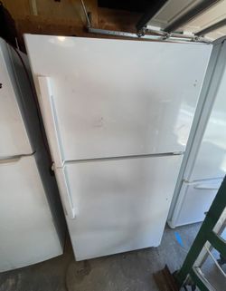 Top Freezer Refrigerator