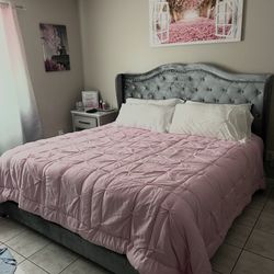 King Sized Headboard/baseboards