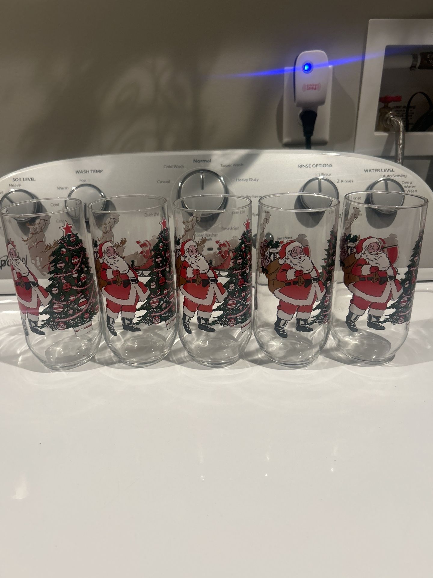 Set Of 5 Vintage Luminarc Christmas Glasses Never Used