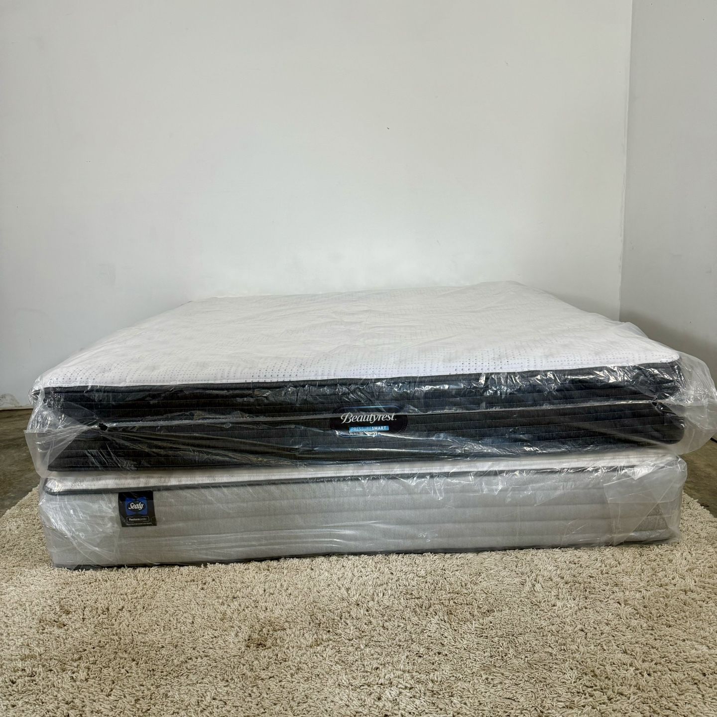 King Beautyrest Pressuresmart Mattress (Delivery Available)