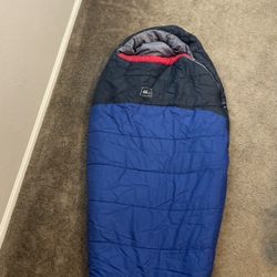 REI Sleeping bag - Short