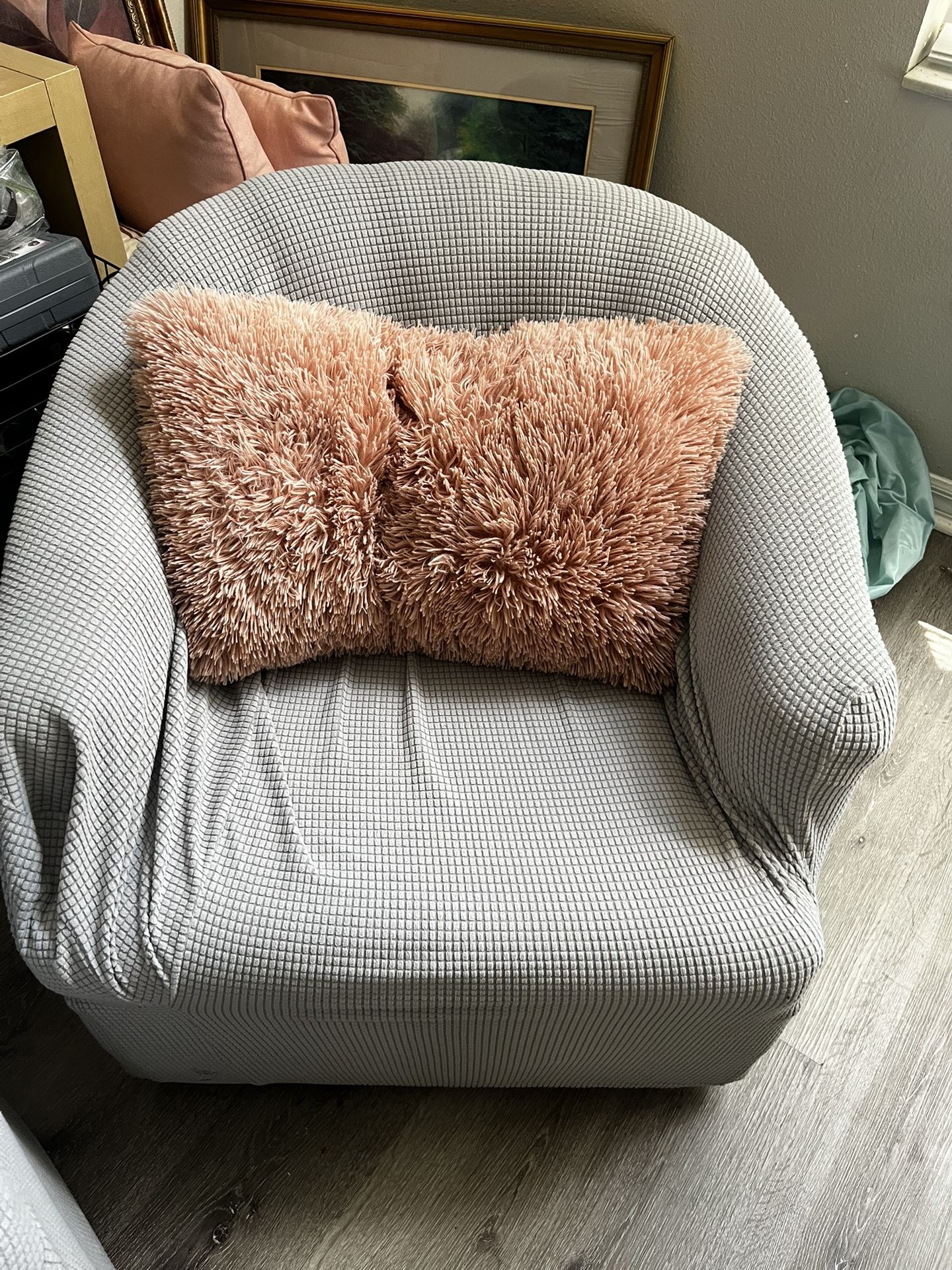 2 Swivel Chair Set