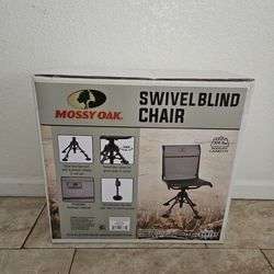 Mossy  Oak Swivel Blind Chair