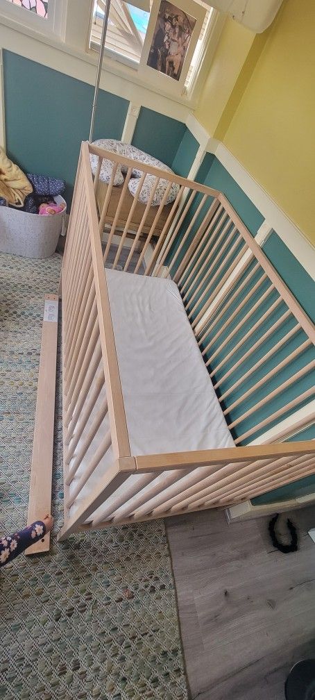 SNIGLARCrib, beech, Ikea