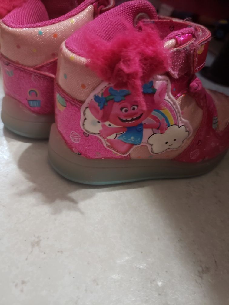 Trolls toddler shoes size 5c