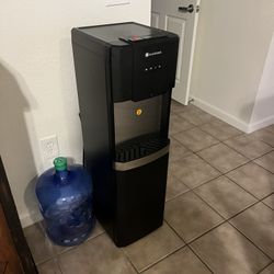 Water Dispenser 