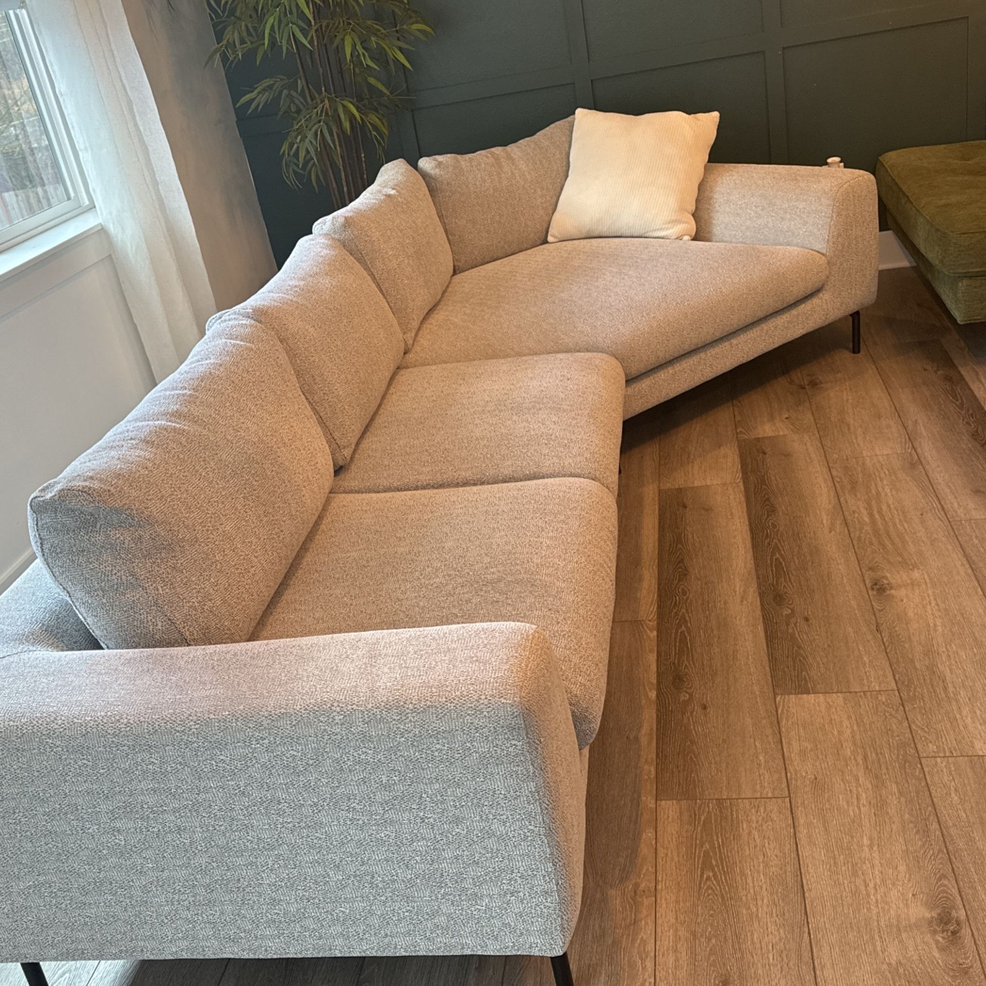 Sectional Sofa