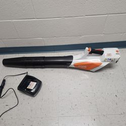 *** STIHL LEAF BLOWER ***