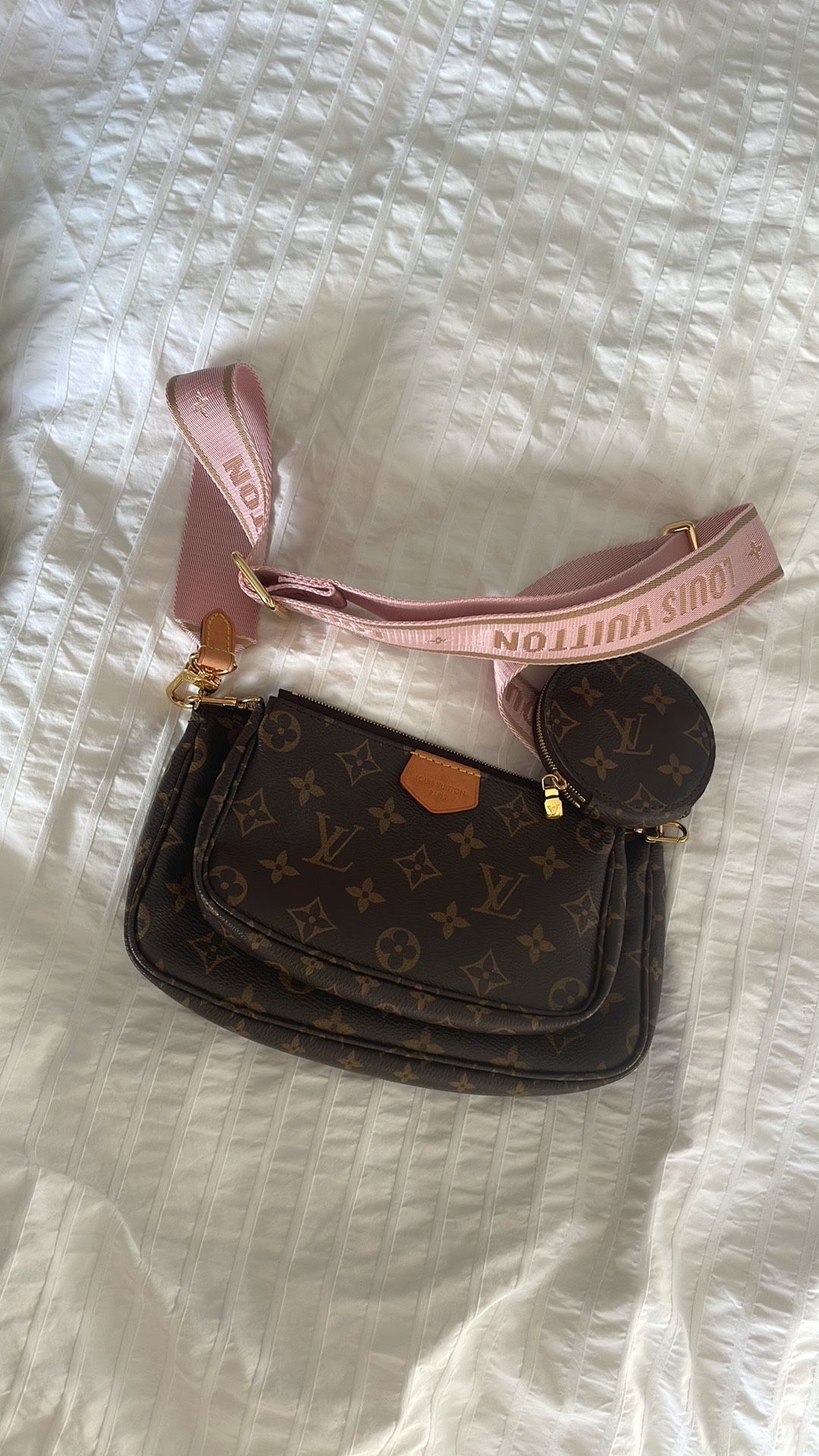 Louis Vuitton Pochette Bag for Sale in Miami, FL - OfferUp