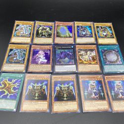 Lot 100 Yu Gi Oh Cards Blue Eyes White Dragon Dark Magician Summoned Skull W BOX PICTURES TAKEN ARE IN MY OPINION THE RARE CARDS I AM NOT A YU GI OH C
