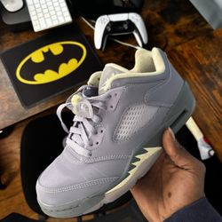 Jordan 5 Retro Low Indigo Haze 