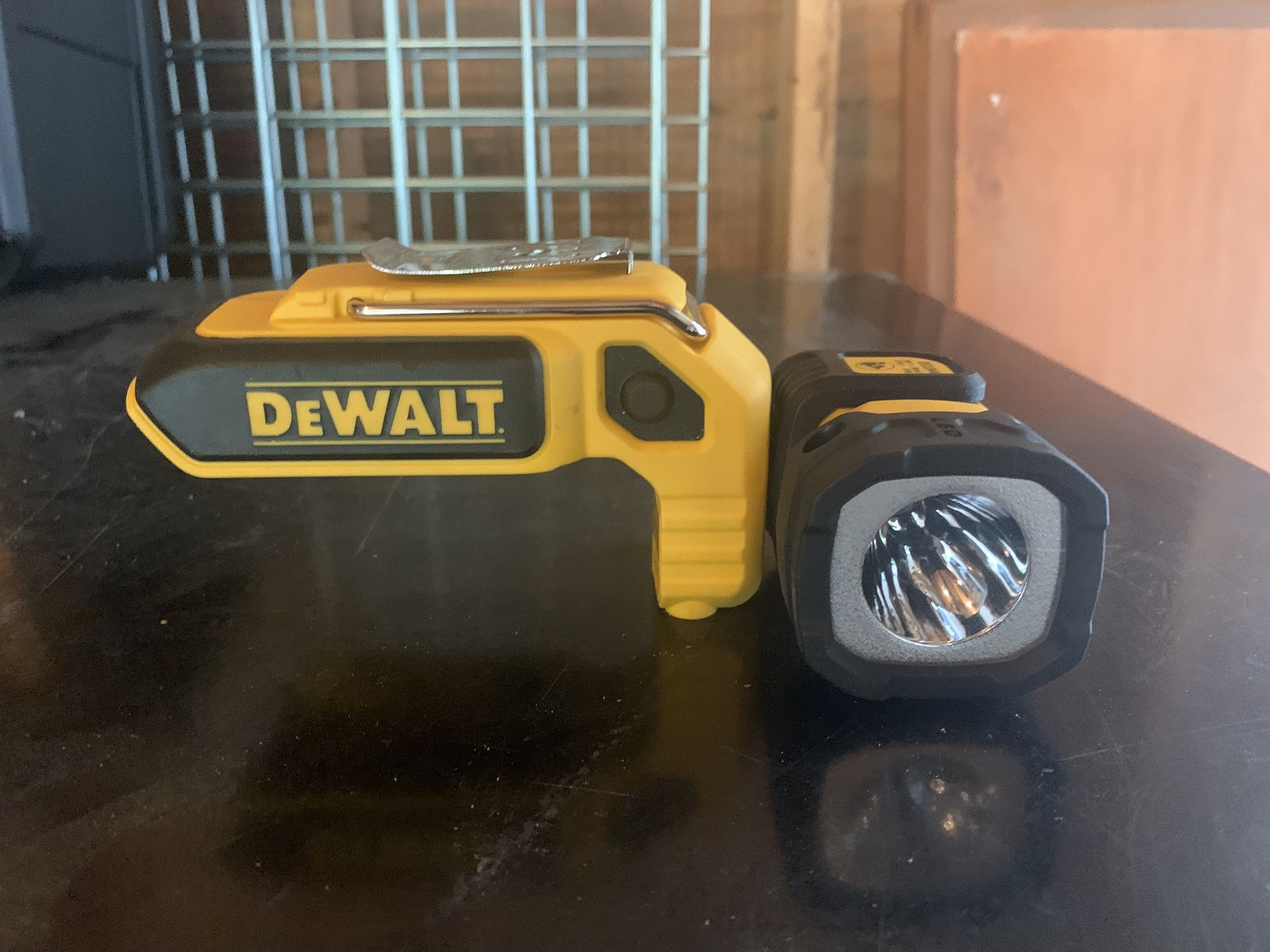 DeWALT Flashlight