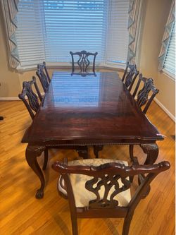 Thomasville dining room set
