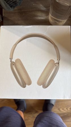 Apple headphones
