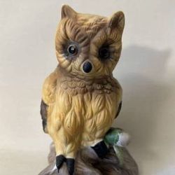 Vintage Owl Figurine Statue Artware Made In Taiwan Home Decoration Accent