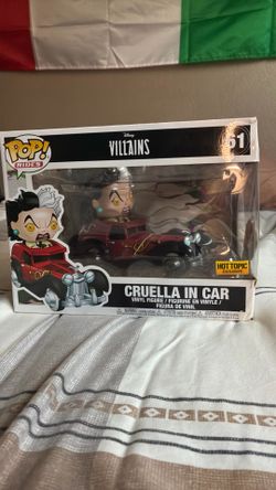 Selling funko pop cruella in car (ho5 topic exclusive)
