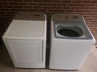 SAMSUNG WASHER AND DRYER SET