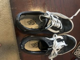 Vans Black Suede 6.5