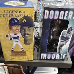 Mookie Bobble head 2025