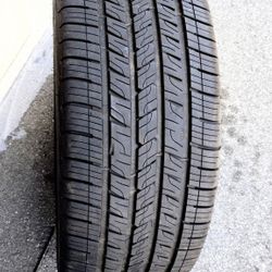(1) Goodyear 255/45/20