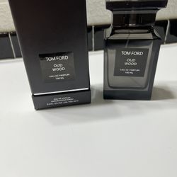 Tom Ford Oud Wood Eau de Parfum 3.4 oz