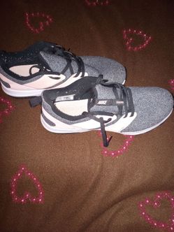 Nike women's air Bella