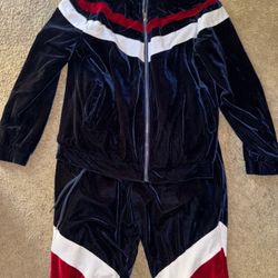Men’s Velour Jogger 2 Pc Outfit  Size M