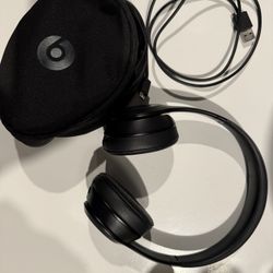 Beats by Dr. Dre Solo3 Casual Listening Active Noise Cancellation Bluetooth On-Ear Headphones, Black