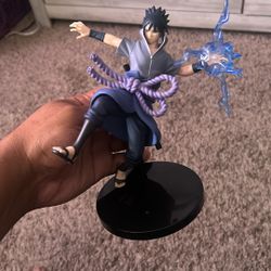 Sasuke Figure 