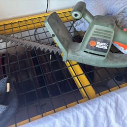 16 Inch Hedge Trimmer Black And Decker Electric Trimmer