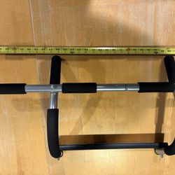 Iron Gym Pull Up Bar