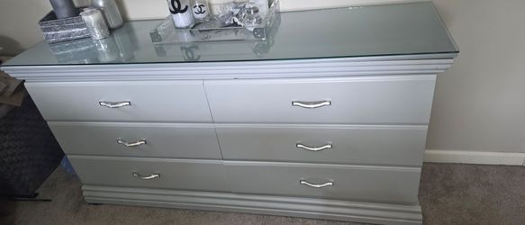 Grey Glam 6 drawer dresser with glass top