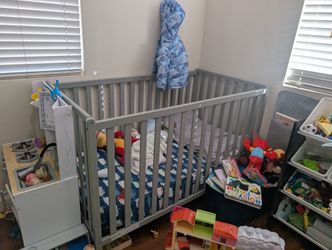 Full Size Crib Gray