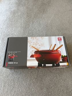 Zwilling J.A. Henckels Cast Iron 20 cm Fondue Set - New In Box