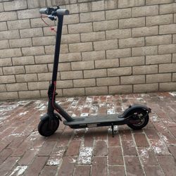 Electric scooter