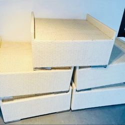 OUTDOOR PATIO FURNITURE OTTOMAN FOOTREST TABLE WICKER
