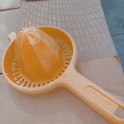 Colander, 3 Mesh Strainers Or Soft 1 Juicer 
