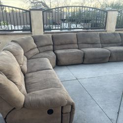 Reclining Sofa