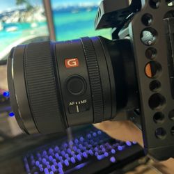 Sony A7r2 With 24mm F1.4 GM & Osee Monitor + accessories 