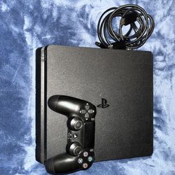 PS4 Used But Works Like New 