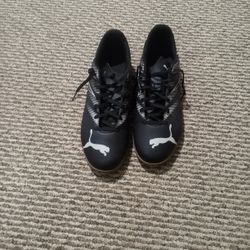 Puma Tennis Shoes 