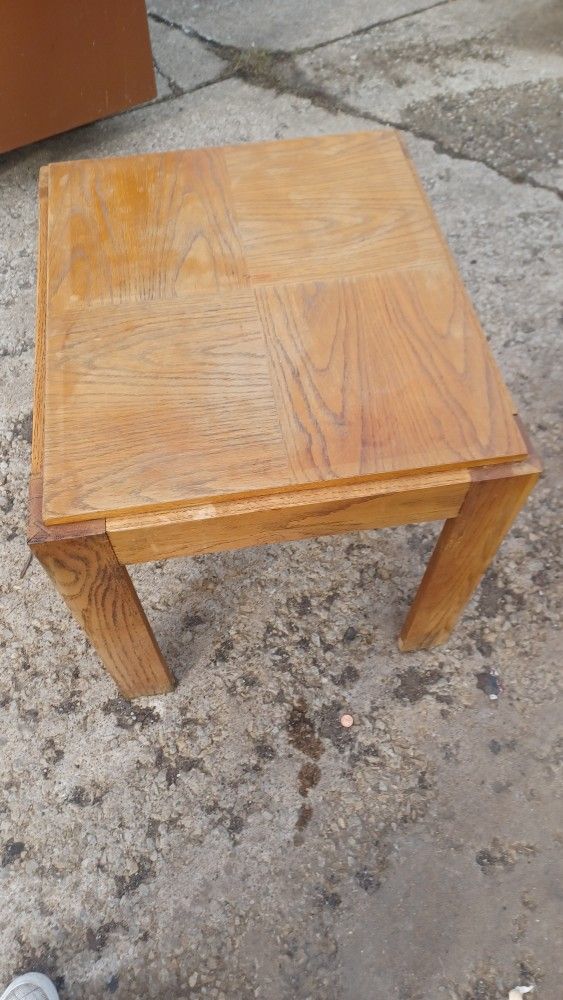 Solid wood vintage end table (need stained)