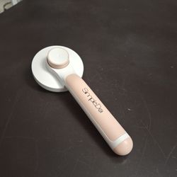 Simple Dot Pet Grooming Self Clean Brush For Dogs & Cats, New Out Of Packaging Never Used