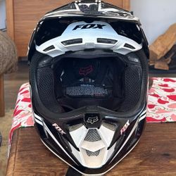 Small Carbon Fiber Fox Helmet