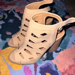 Women’s Boots Size 8