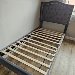 NEW Twin Size Bed