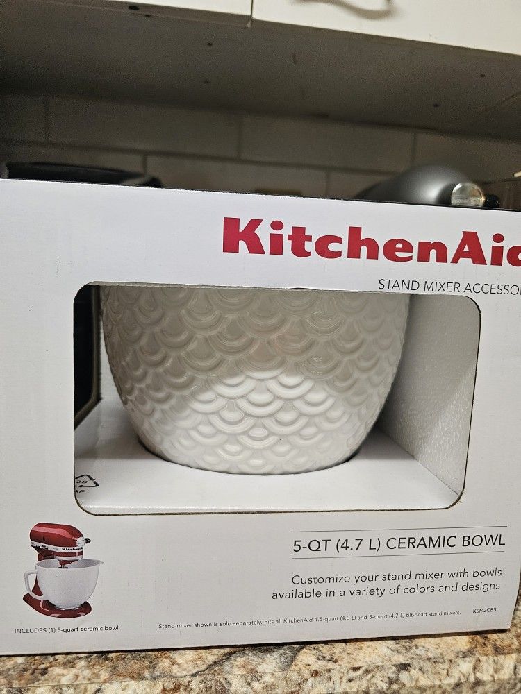 Kitchen Aid Mixing Bowl
