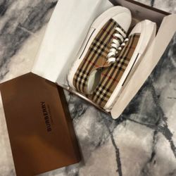 Burberry Check Sneakers 1:1