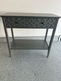 Small Entry table