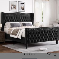 Queen Size Bedframe